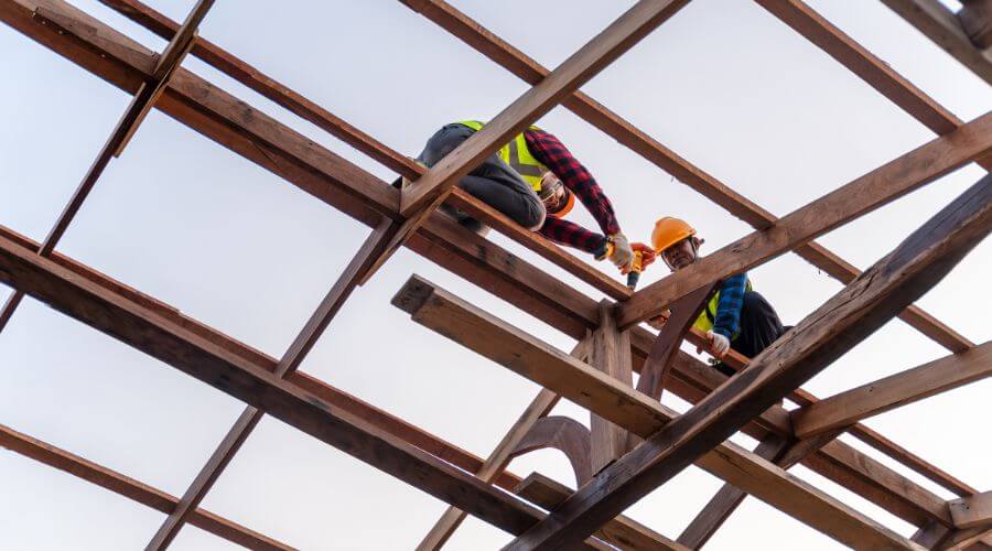 Professional gutter cleaning services in Boring, OR